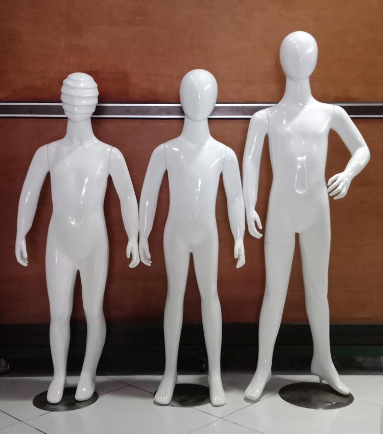 Mannequin Anak Putih