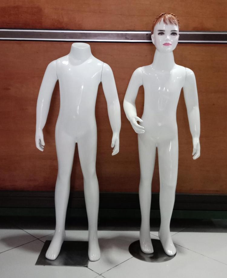 Mannequin Anak Putih