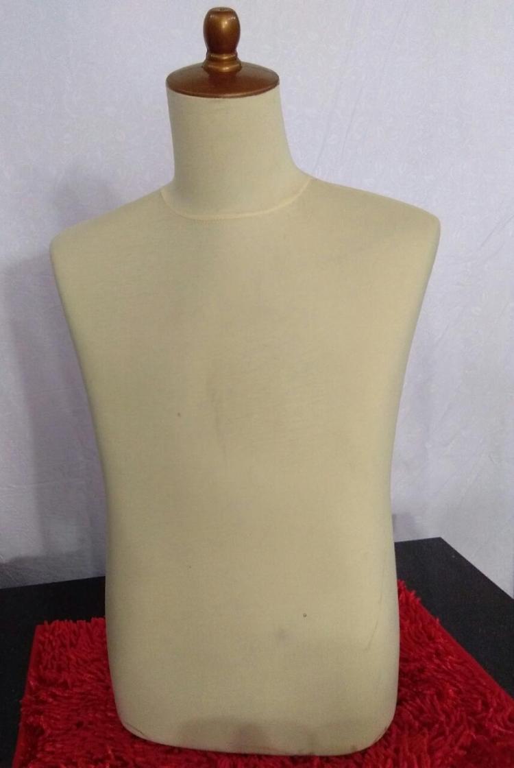 Mannequin Dewasa Setengah Badan Wanita